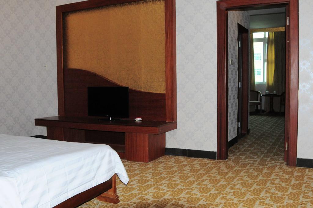 Super 8 Hotel Guangzhou Baiyun Airport Subway Station Inn 广州 客房 照片