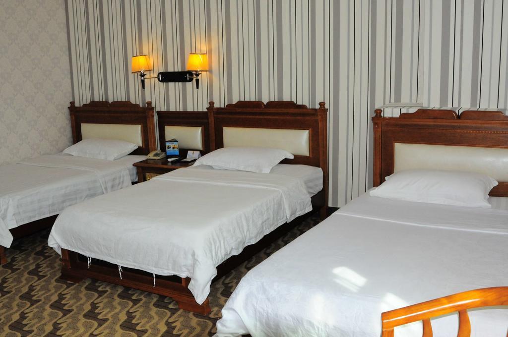 Super 8 Hotel Guangzhou Baiyun Airport Subway Station Inn 广州 客房 照片